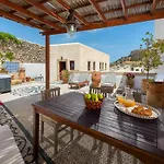 Villa Eleni With Hot Tub And Acropolis View